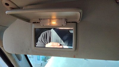 2005-2010 Jeep Grand Cherokee Driver Left Sun Visor Oem Gray D1 1Ak83Bd1Aa