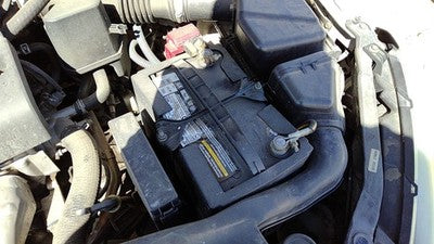 2002-2006 Nissan Altima Complete Battery Box Mount Tray With Hold Down Oem 2.5L