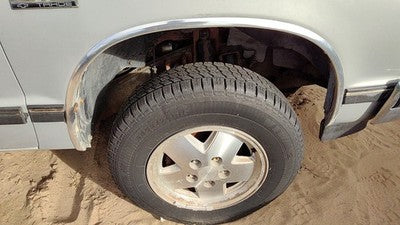 1989 Chevy S10 Pickup Passenger Right Front Wheel Flare Moulding Oem Fender