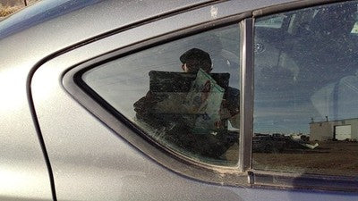 12-19 Nissan Versa Passenger Right Rear Vent Window Back Door Glass With Frame