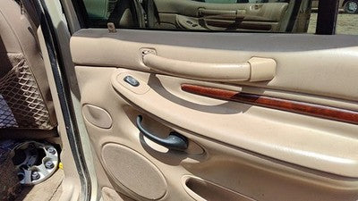 98 Navigator Passenger Right Rear Inside Door Trim Panel Wh Switches Back Tan Kx