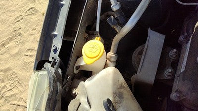 2008-2011 Ford Focus Windshield Washer Fluid Reservoir With Pump Oem Wiper Tank