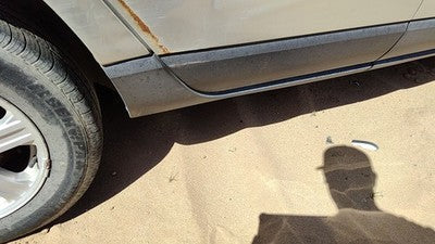 2004-2008 Chrysler Pacifica Passenger Right Rear Lower Rocker Panel Moulding