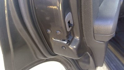 2006-2010 Mercury Mountaineer Driver Left Rear Door Latch With Rods/Cables Back