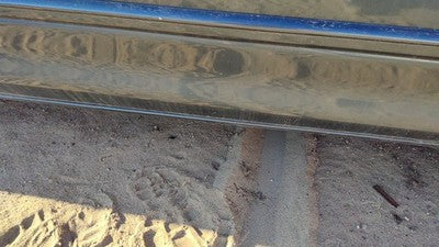 00-04 Intrepid Passenger Right Front Lower Rocker Panel Moulding Side Skirt
