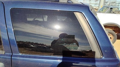 1999-2004 Jeep Grand Cherokee Driver Left Rear Quarter Glass Back Side Window
