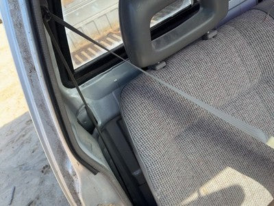 1991 Isuzu Pup Passenger Right Front Seat Belt Retractor Oem Shoulder Gray