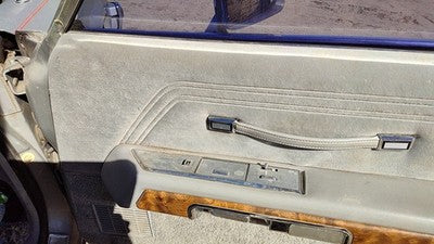 85 Grand Marquis Passenger Right Front Door Trim Panel With Switches Gray