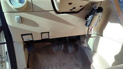 2007-2014 Lincoln Navigator Lower Dash Under Column Knee Bolster Trim Panel Tan