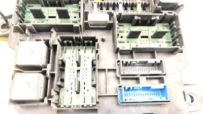 2008 Chrysler Aspen Cabin Interior Fuse Box Panel Oem Power Distribution