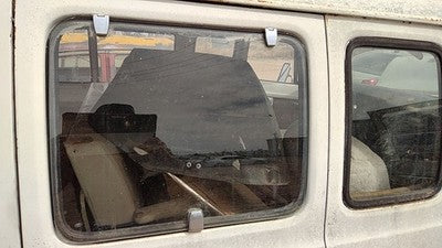 1971-1977 Dodge Van B200 Passenger Right Rear Side Window Door Glass Oem Front