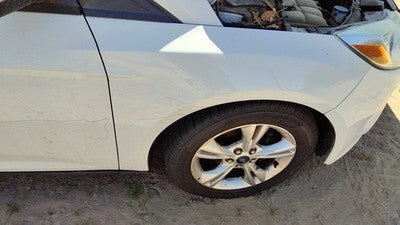 2012-2018 Ford Focus Ford Focus Passenger Right Front Fender Oem White Yz