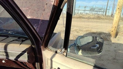 73-91 Sierra C3500 Passenger Right Front Vent Window Small Door Glass With Frame