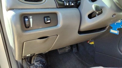 98-01 Oldsmobile Intrigue Lower Dash Under Column Knee Bolster Trim Panel Gray