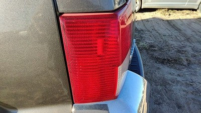 2004 05 Mitsubishi Endeavor Driver Left Tail Light Brake Lamp Oem Rear Mn150665