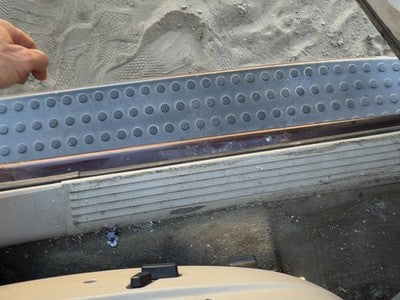 2004 Dodge Durango Driver Left Lower Sill Step Moulding Trim Panel Oem Gray Hjj1