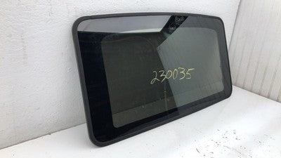 1988-1989 Mazda 929 Sun Roof Glass Oem Top Window He2369810a