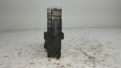 1998 Ford Taurus 3.0L Ohv Engine Fuse Box Under Hood Power Distribution Center