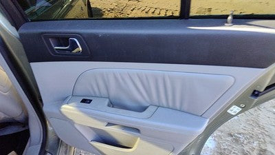 05-06 Sts Passenger Right Rear Door Trim Panel With Switches Back Gray 132