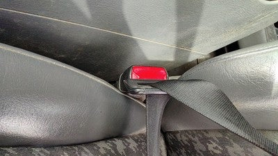 1999 Mercedes Ml320 Driver Left Front Seat Belt Buckle Receiver Oem