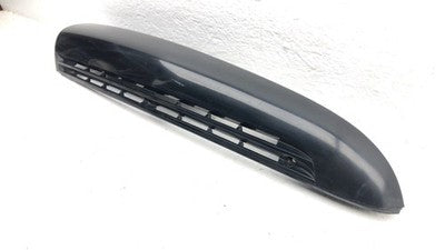 1994 Chevy Suburban Passenger Right Rear Moulding On Corner Panel Oem
