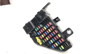 2006 Hyundai Tucson Cabin Fuse Box Oem Dash Power Panel 91110-2E001