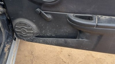 2003-2007 Saturn Ion Passenger Right Front Door Trim Panel Manual Black 19E