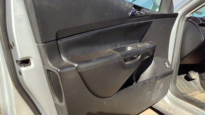 06-10 Vw Passat Driver Left Front Door Trim Panel With Master Switch Qq Black