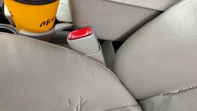 2007-2009 Chevy Equinox Driver Left Front Seat Belt Buckle Receiver Oem Gray 142