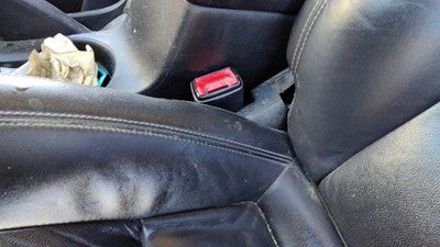 2011-2013 Chevy Cruze Driver Left Front Seat Belt Buckle Receiver Oem Black Afo