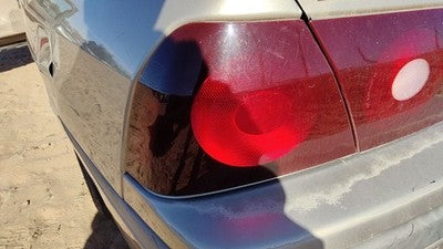 2000-2004 Chevy Impala Driver Left Outer Tail Light Brake Lamp Oem Rear 19169008