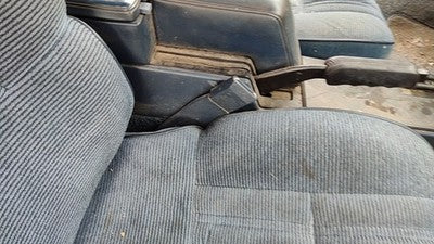1989 Cutlass Calais Passenger Right Front Seat Belt Buckle Receiver Blue 2 Door