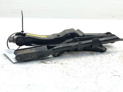 1999 Saturn Sl2 Complete Spare Jack With Tool Wrench Oem Set Pair