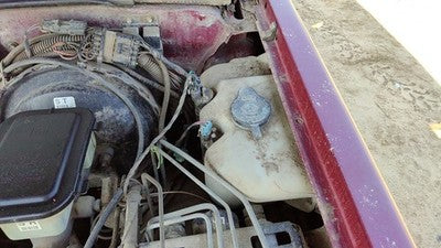 1993 S10 Blazer Windshield Washer Fluid Reservoir With Pump Oem Wiper Tank