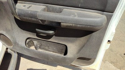 07-09 Silverado 2500 Passenger Right Front Inside Door Trim Panel Only Ebony 19D
