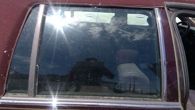 93 Cadillac Fleetwood Passenger Right Rear Side Window Door Glass Oem Back