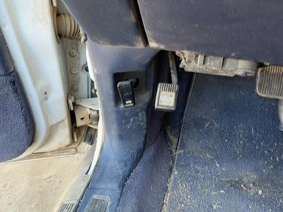 1994 Lincoln Town Car Driver Left Lower Kick Trim Panel Oem Blue Dp