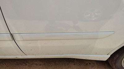 00-07 Station Wagon Driver Left Rear Moulding From Door Back Trim Strip White Yz
