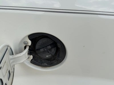 2008-2011 Chrysler Town & Country Fuel Filler Neck Assembly With Gas Cap Oem