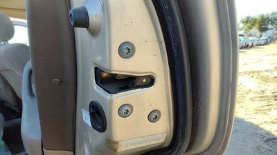 1997-2001 Toyota Camry Passenger Right Rear Door Latch With Rods/Cables Oem Back