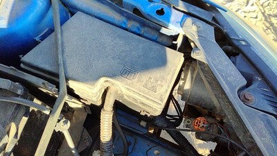 2004-2009 Mazda 3 Engine Fuse Box Power Distribution Panel Oem 2.3L Bp4k66760h