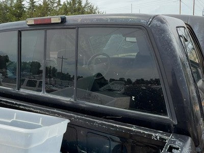 1988-1999 Chevy Silverado 1500 Sliding Back Glass Rear Window Oem 15028337