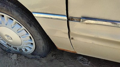 1997-2005 Park Ave Ultra Driver Left Moulding From Fender Oem Trim Strip Silver
