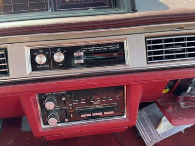 1986-1988 Olds 88 Passenger Dash Trim Bezel With Heater Ac Vents Oem Red