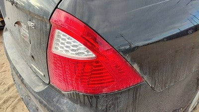 2010-2012 Ford Fusion Passenger Right Tail Light Brake Lamp Oem Rear 9E5z13404a