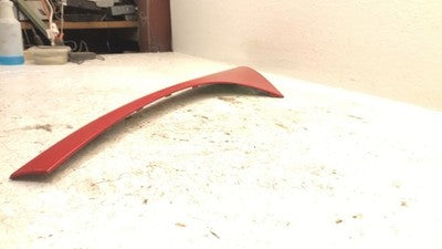 2003 Pontiac Sunfire Driver Left Rear Moulding On Quarter Panel Red Upper Corner
