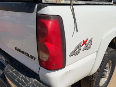 2004-2007 Chevy Silverado 2500 Passenger Right Tail Light Brake Lamp Oem Rear