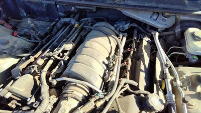 2005-2006 Cadillac Sts Complete Fuel Rail With Injectors Set Loaded Oem 4.6L