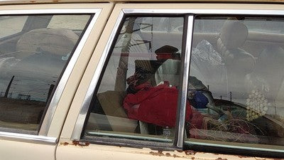 79-85 Mercedes 300Td Passenger Right Rear Vent Window Back Door Glass With Frame