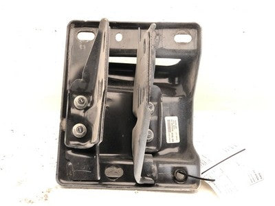 2011 03-18 Dodge Ram 2500 Passenger Right Front Bumper Mount Bracket Oem
